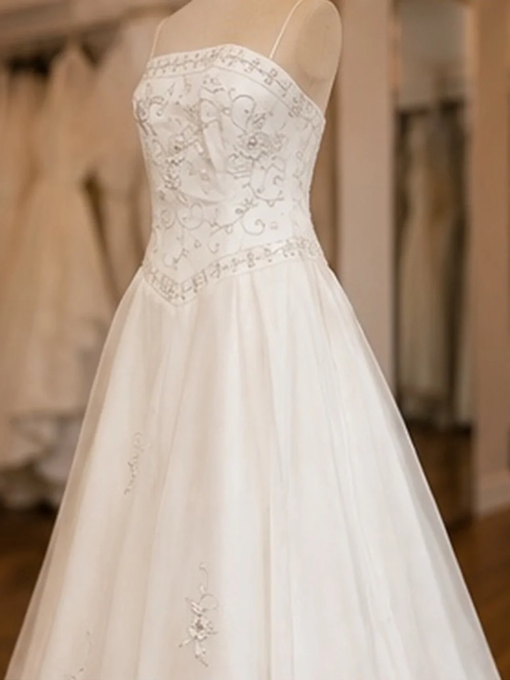 🤍 DaVinci - Elegant Beaded & Embroidered A-Line Wedding Gown 🤍